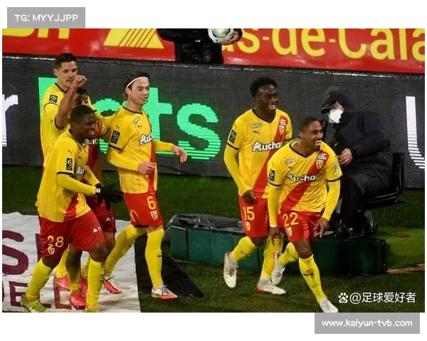 朗斯vs雷恩半场0-0,中场争夺激烈射门寥寥 朗斯vs雷恩半场0-0,中场争夺激烈射门寥寥