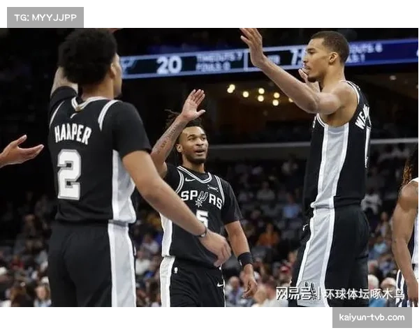 马刺127-113击败勇士豪取10连胜,文班亚马41分18篮板